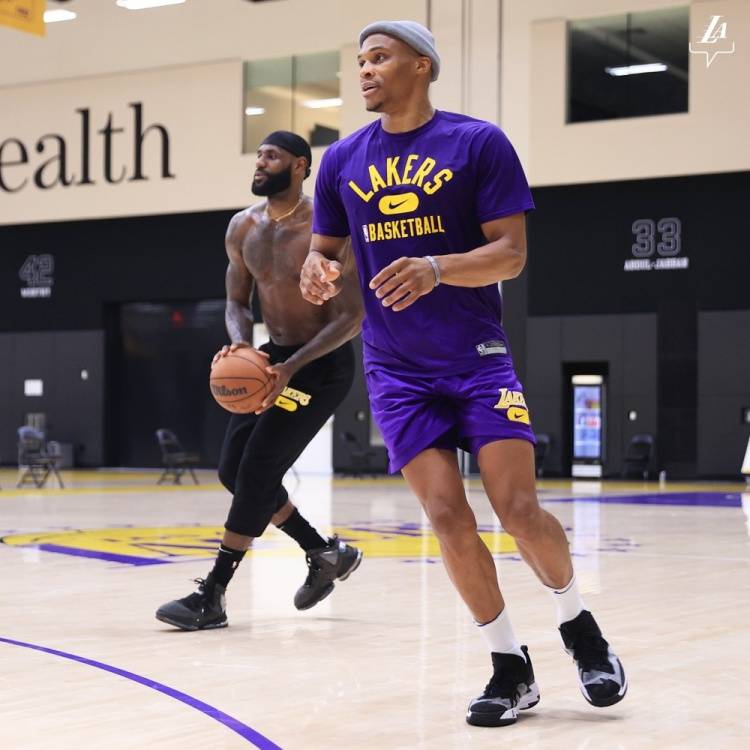 预置两套发 预置两套发